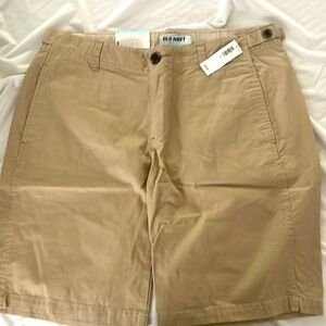 Old Navy khaki shorts. Still have tags.  Brand new.